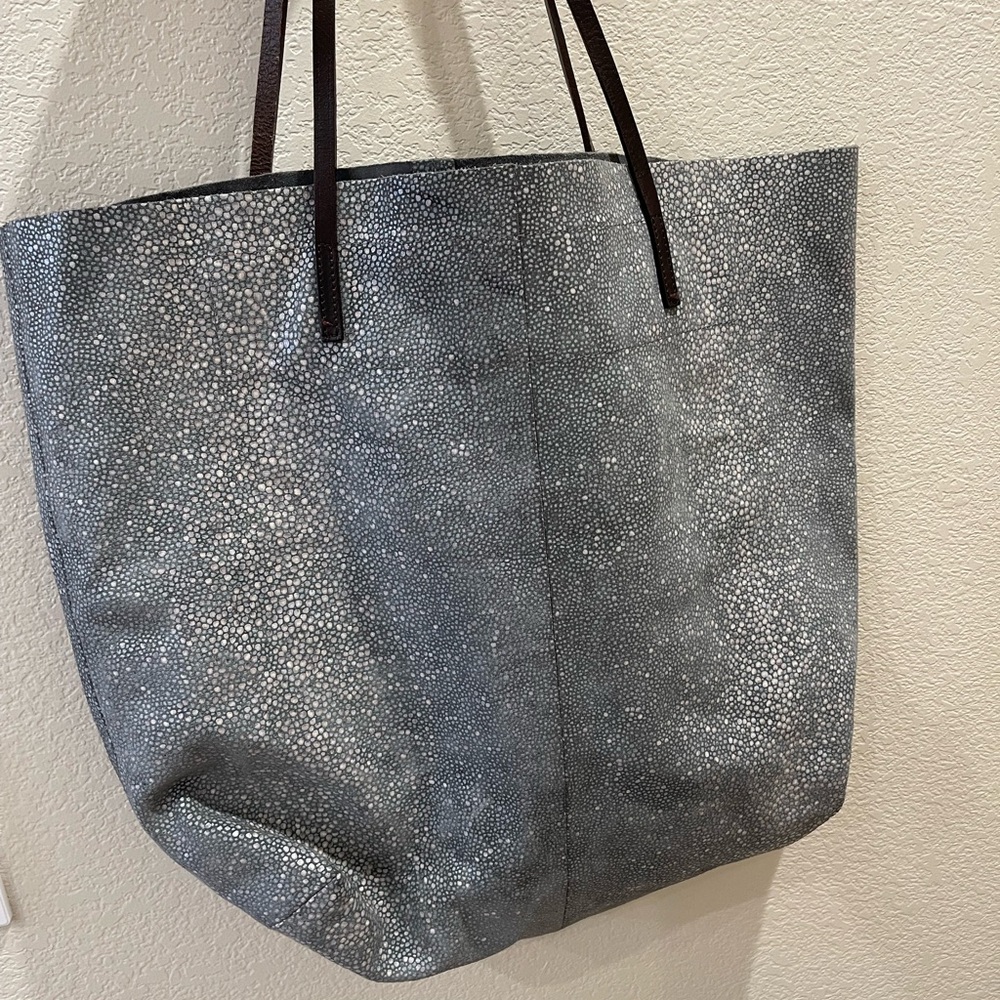 Linde Gallery St. Barth Tote